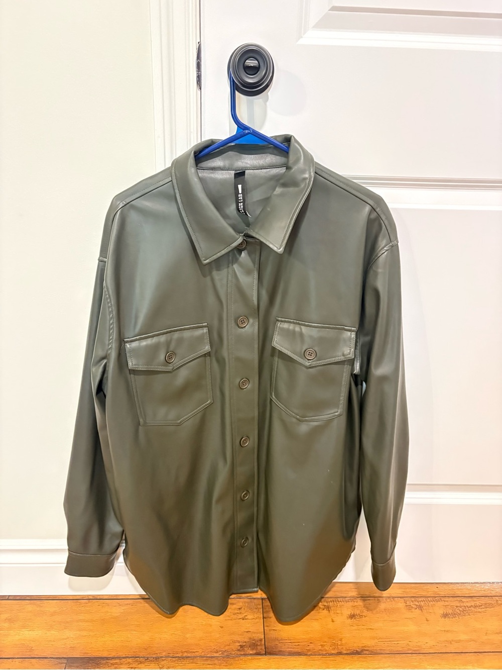 Men's Olive Green Faux Leather Button-Up Shirt Jacket